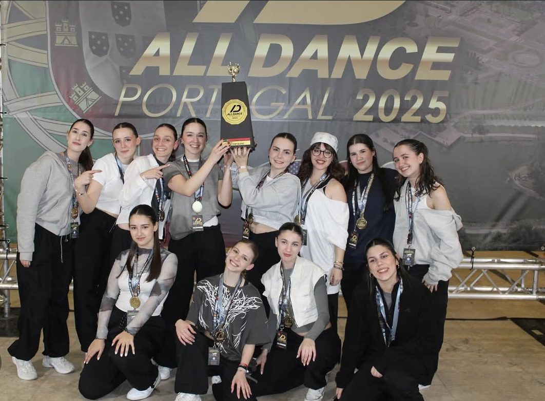 ESTREIA COM PÓDIO: CD CREW BY COOL DANCE LEVA LOUSADA AO ALL DANCE ...