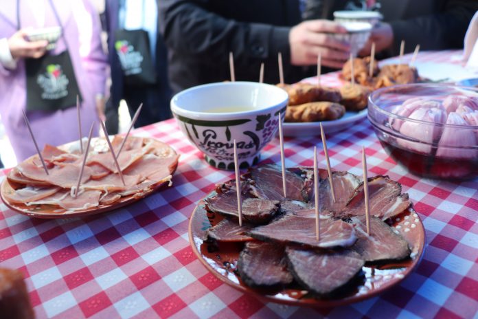 fc4c591a-c8ef-47a0-89f0-f1760e440199